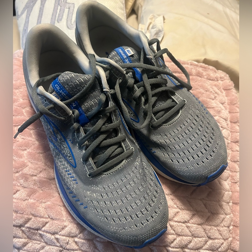 Brooks Men shoes